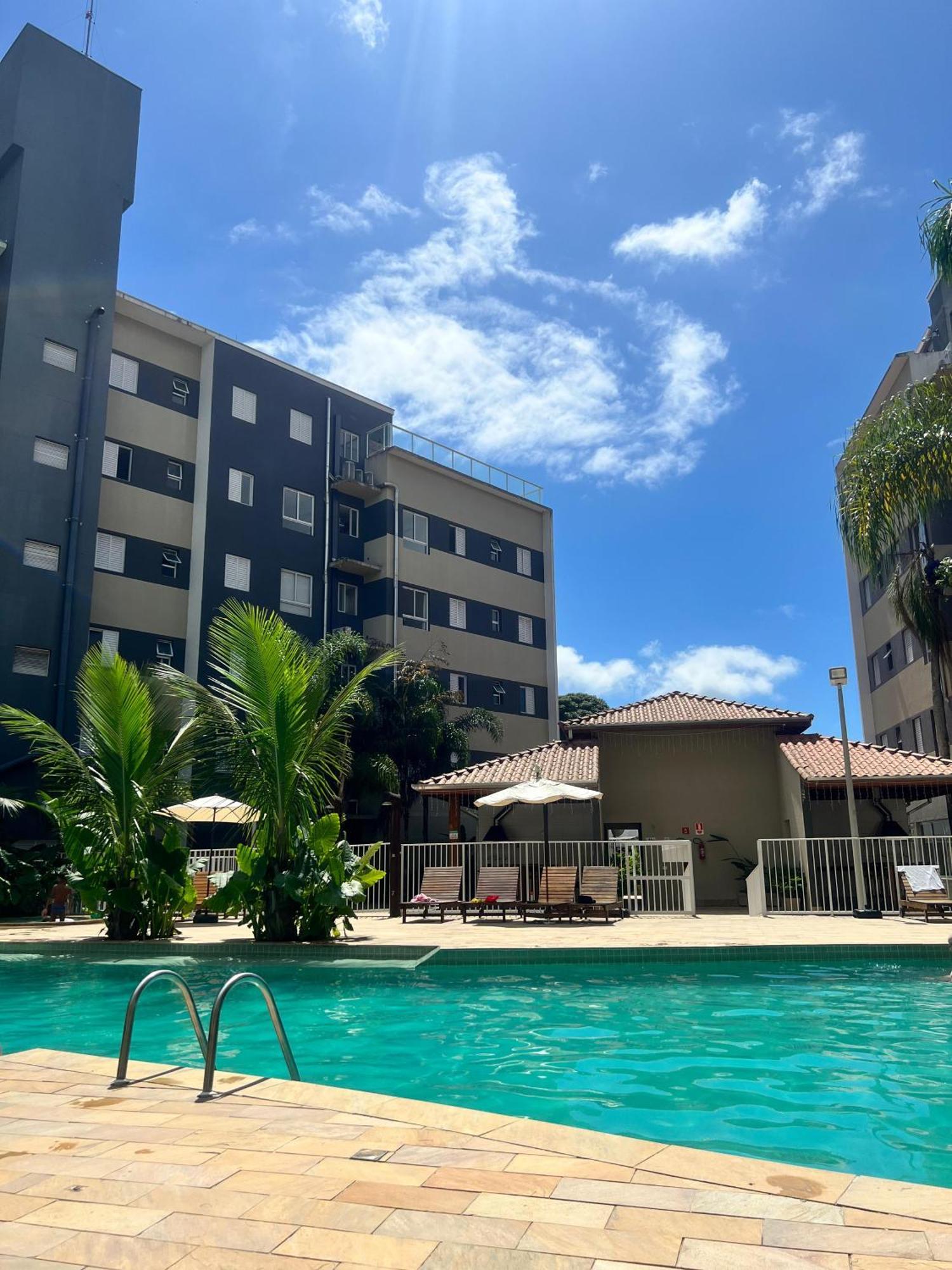 Apartamento Jardim Palmeiras Ii Resort: Family-friendly Oasis In *